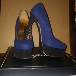 Qupid Royal Blue Nuback Size 6 1/2-5 1/2 inch heel